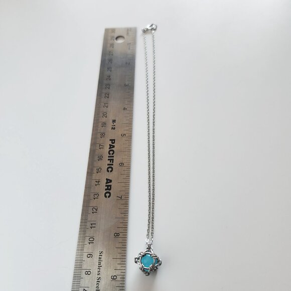 Aquamarine blue caged pearl necklace with a small silver chain - Picture 8 of 12